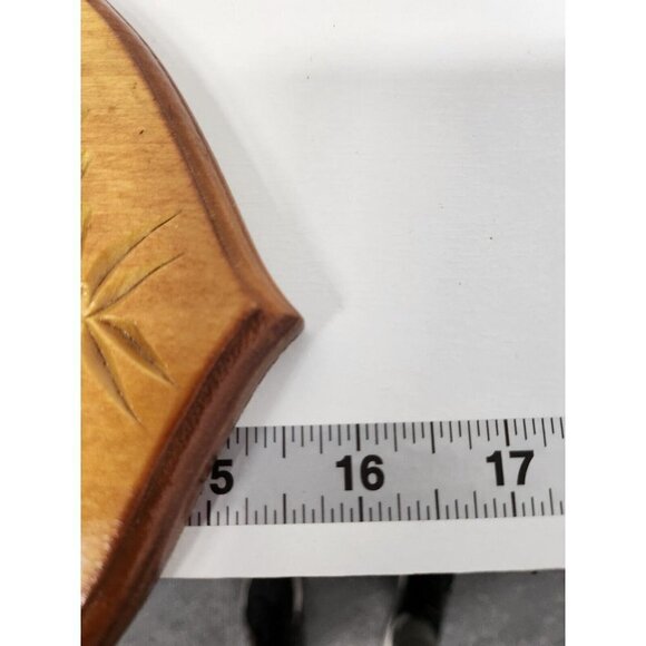 Vintage Carved Wood Etched Cutting Board Winter Scine Decorative Wall Hanging - Picture 6 of 7